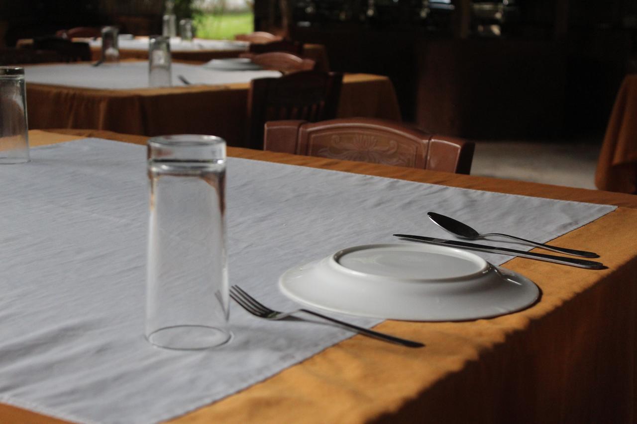Nirmala Hotel And Restaurant Polonnaruva Kültér fotó